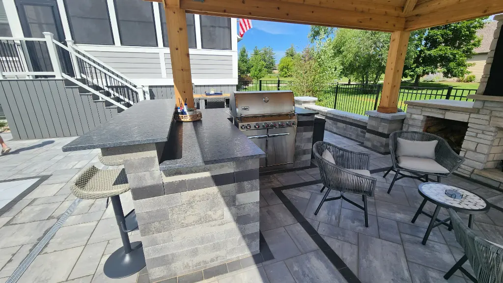 Outdoor kitchen, bar and paver patio project in Crystal Lake, Illinois